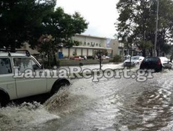 Προβλήματα από ισχυρή νεροποντή στη Φθιώτιδα